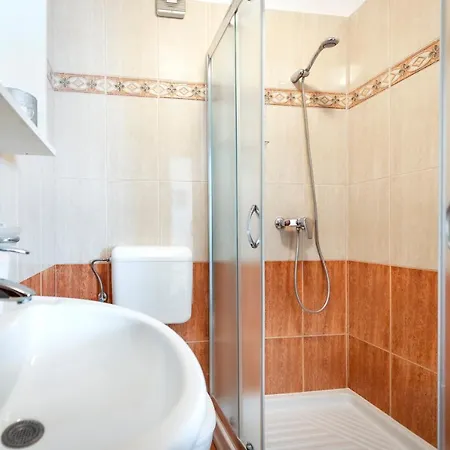 Mara Apartman